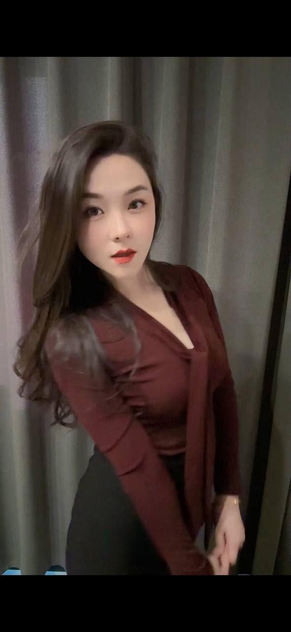 粉嫩妹妹骚气十足小穴会夹