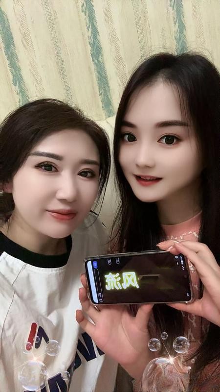 西湖双飞美娇娘
