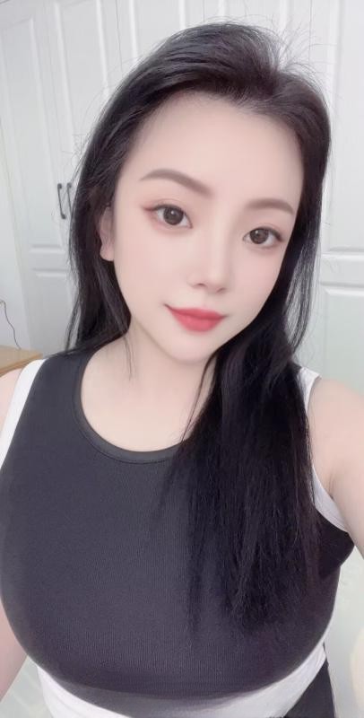 再刷会夹逼的少妇