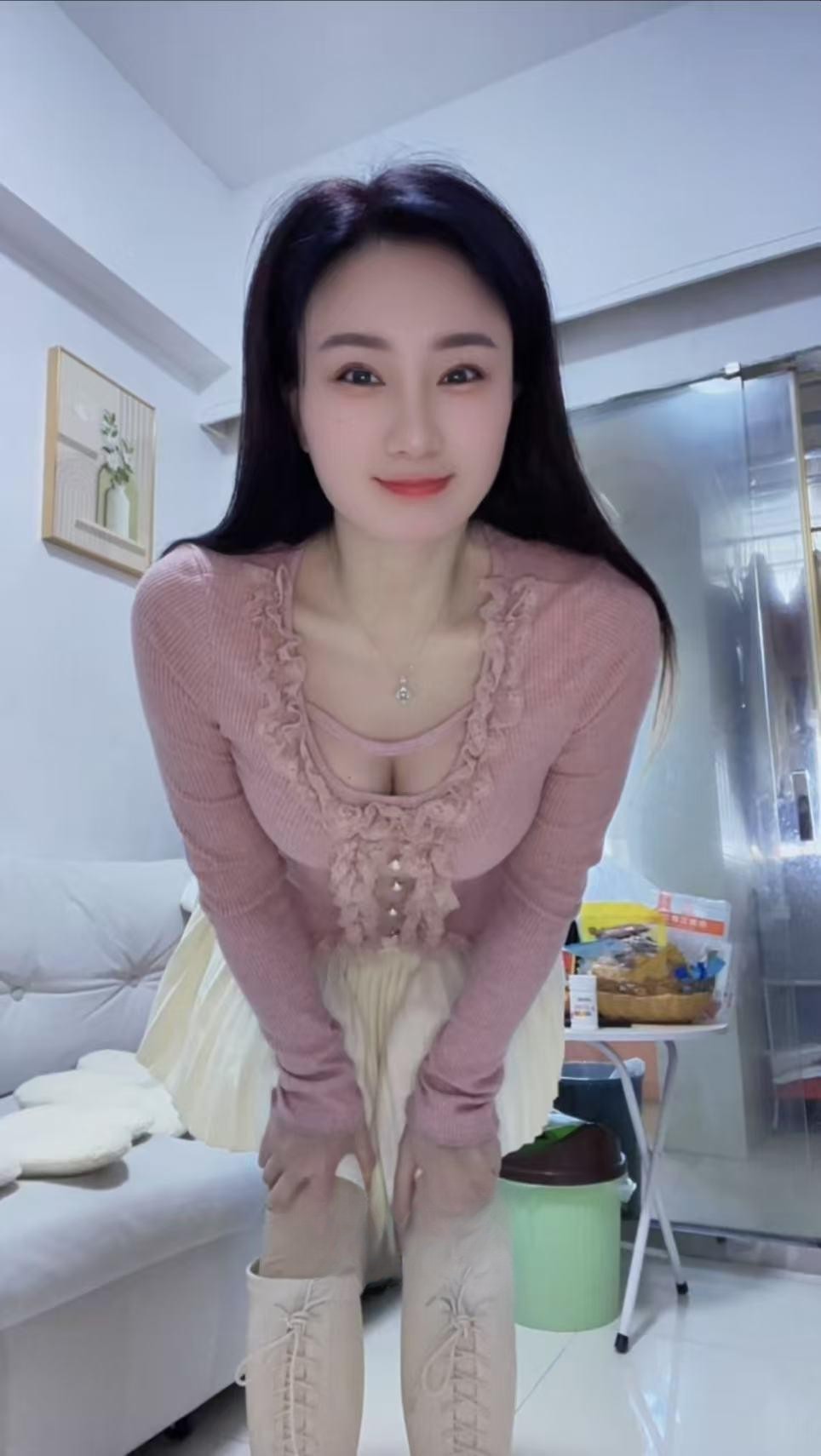 水多气质玉洁骚逼御姐
