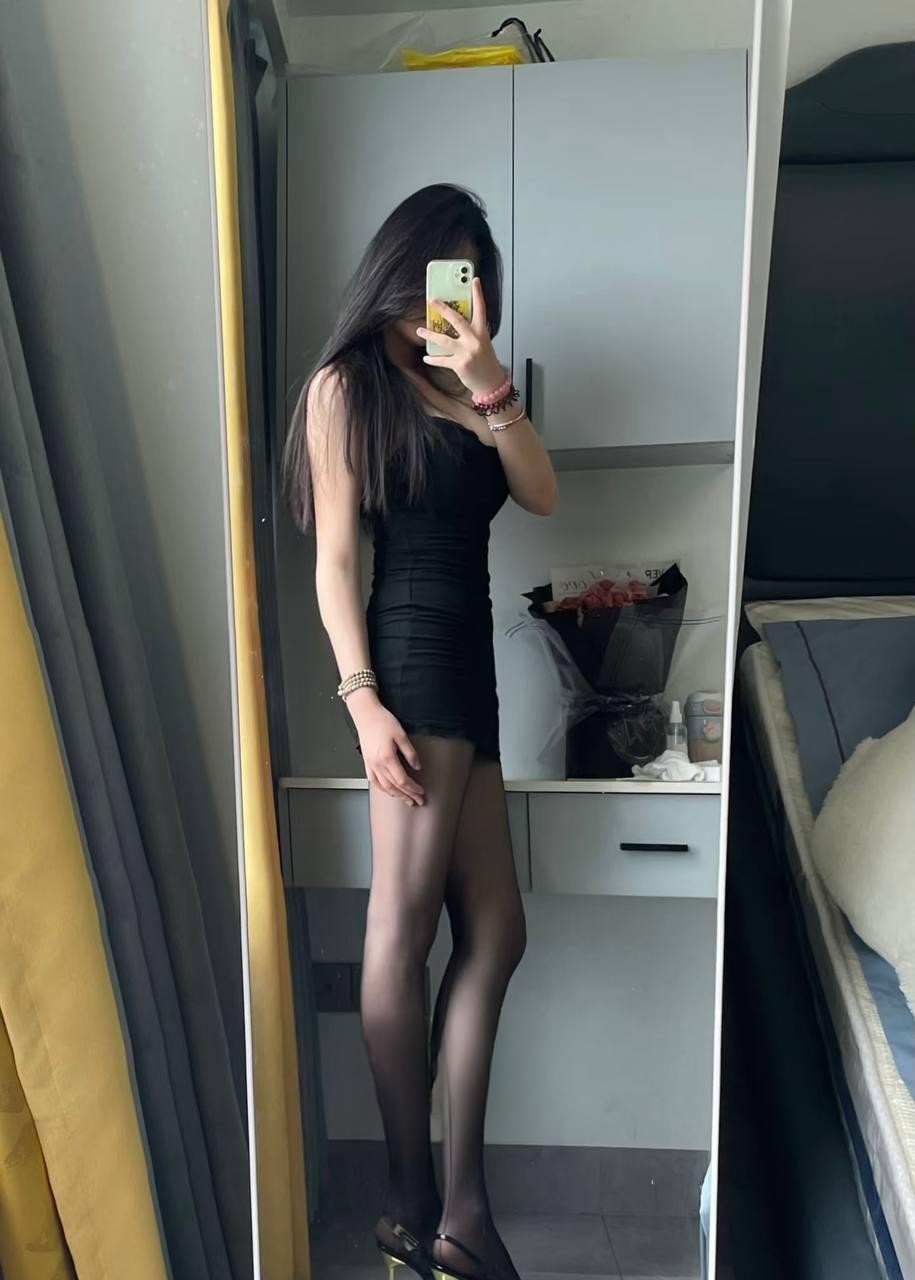 西安气质反差美女