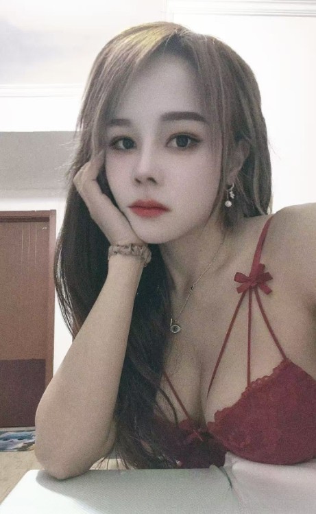桥北霸道深喉小骚妹