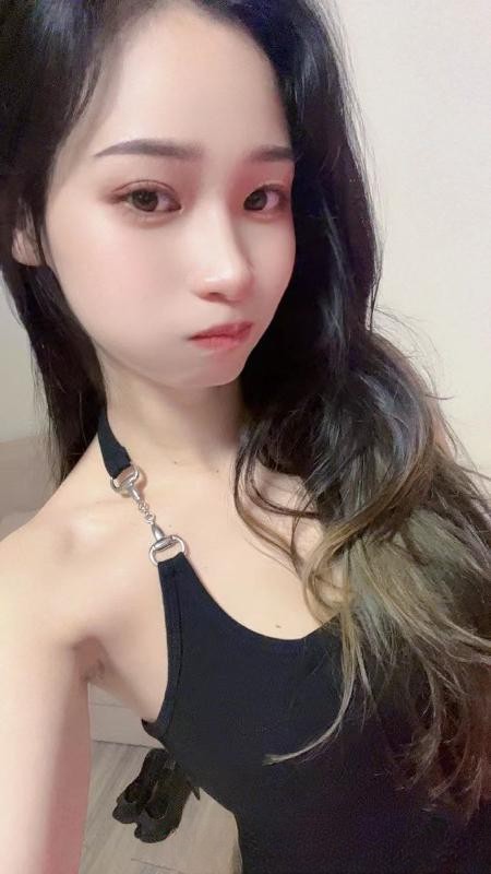 佛山妖娆长腿小姐姐