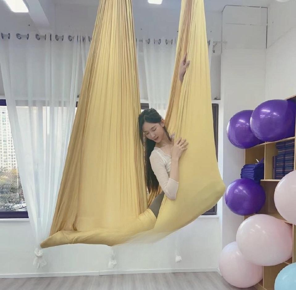普拉提一字马女神