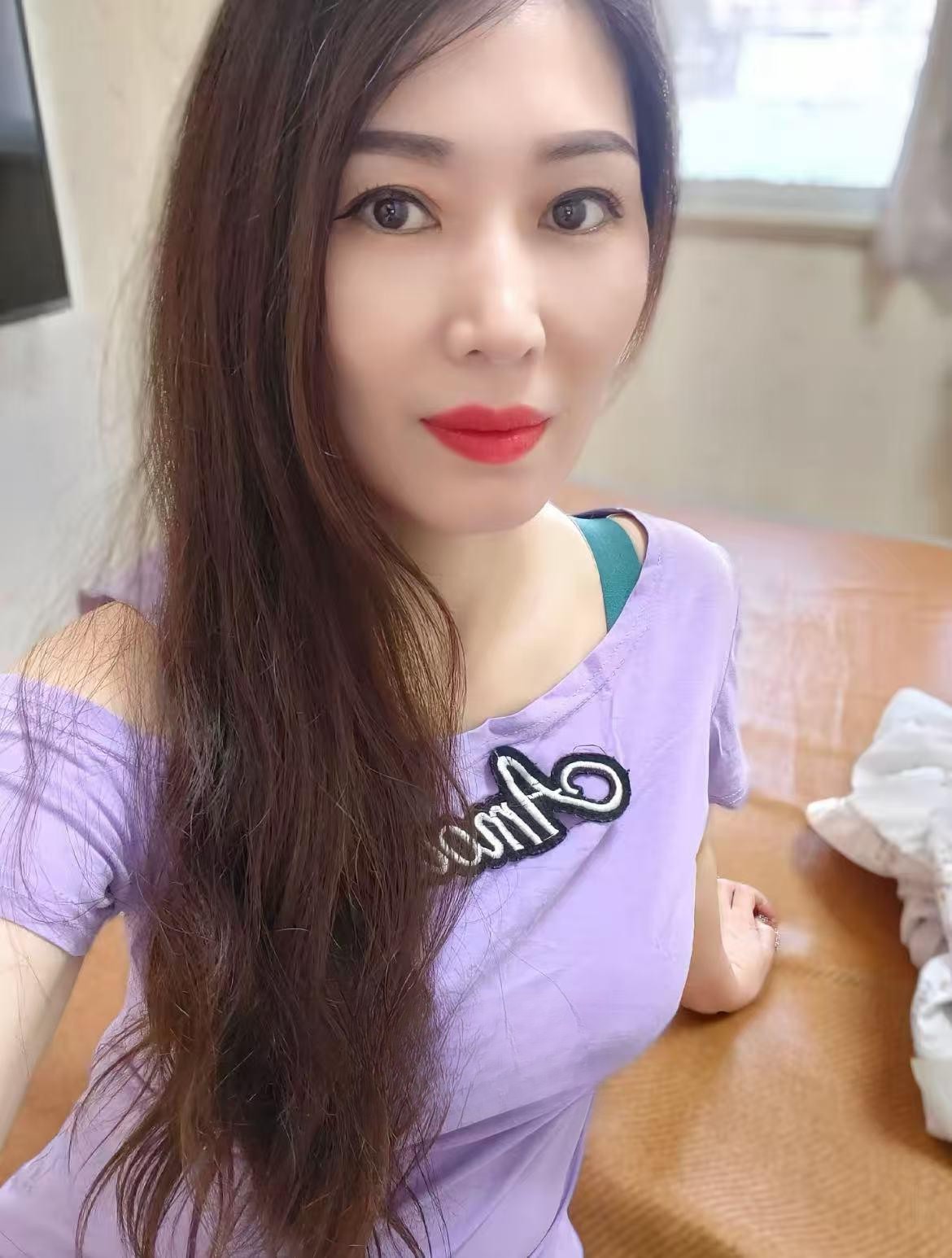 服务态度及好的熟女一枝
