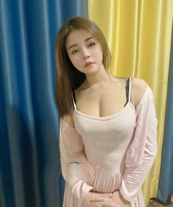 丰臀美乳欲女