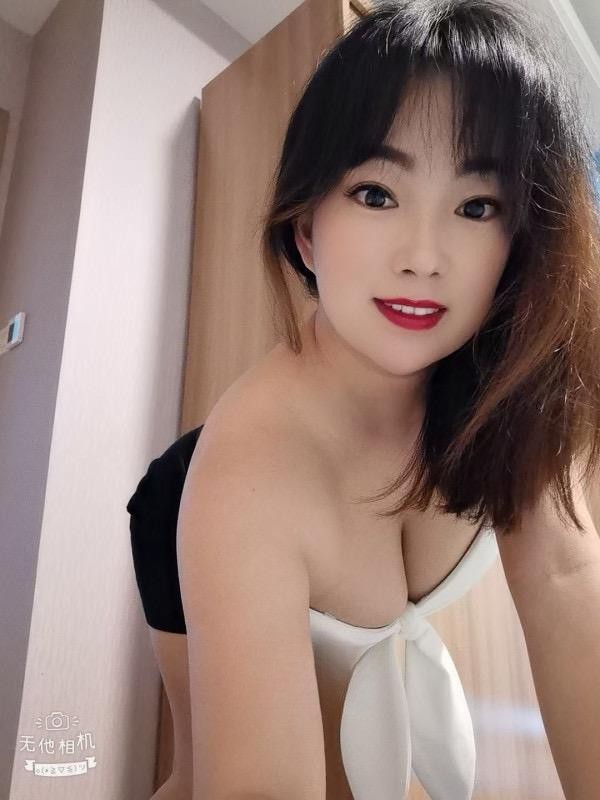 北京汁水多白虎鲍鱼妹妹