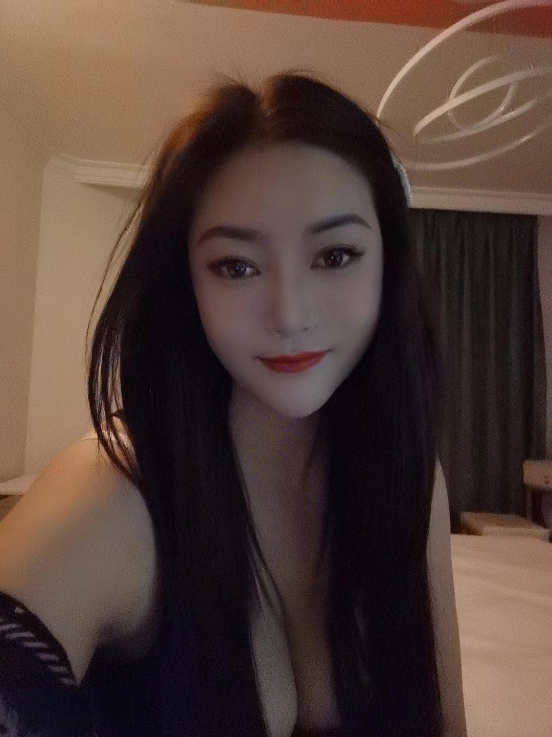 昆明丰乳肥臀居家口爆