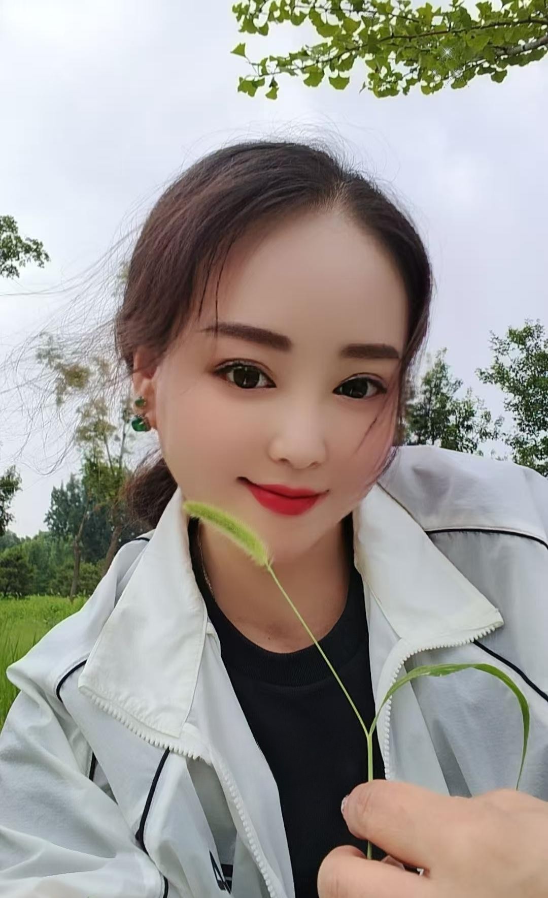 服务系熟女姐姐
