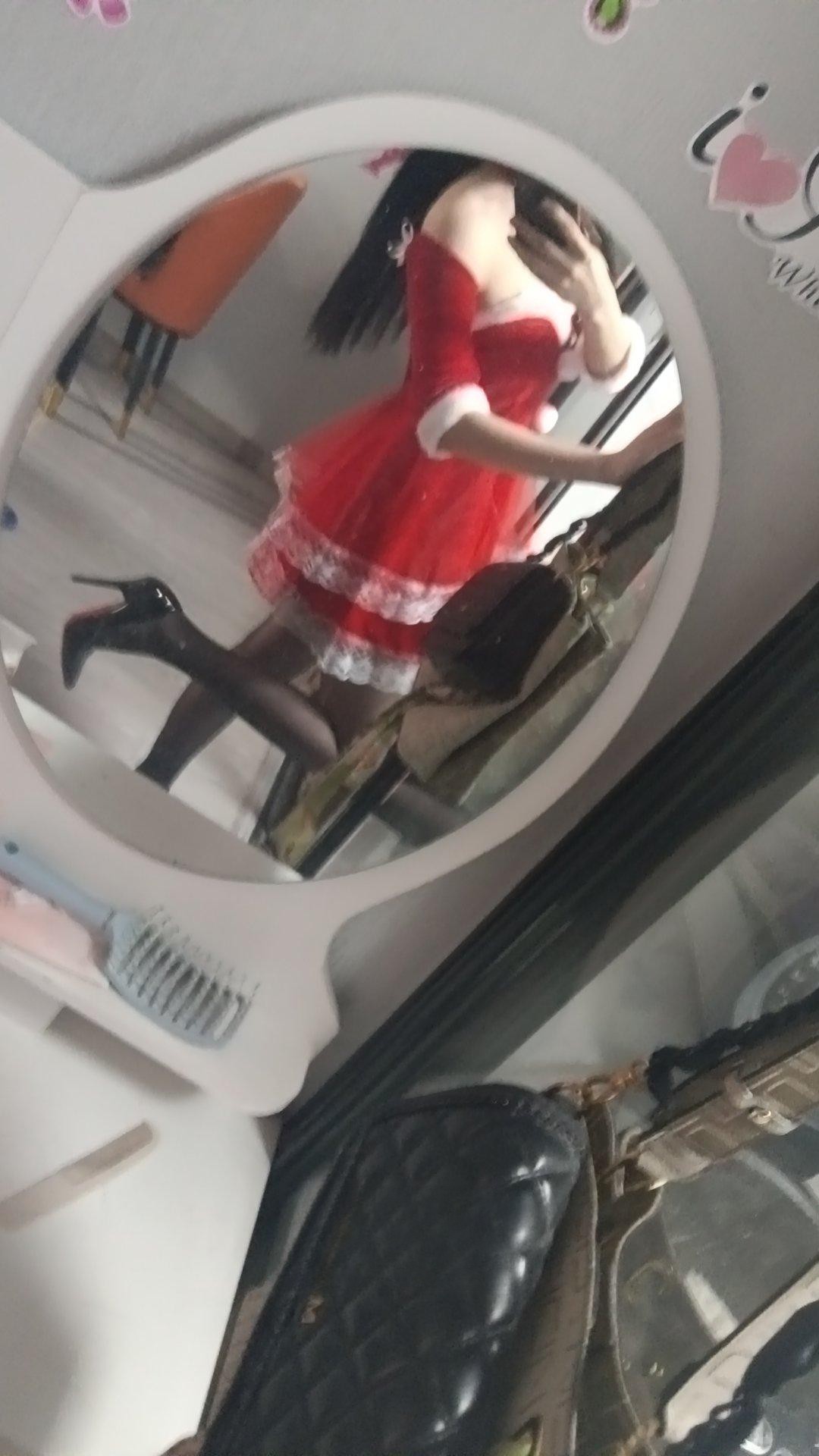妹妹粉嫩服务