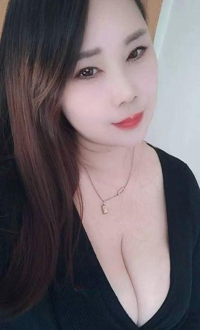 小店区大胸姐姐