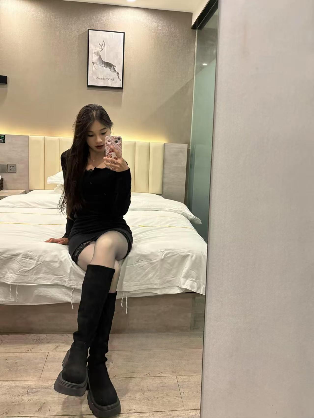 年轻性感极品小姐姐