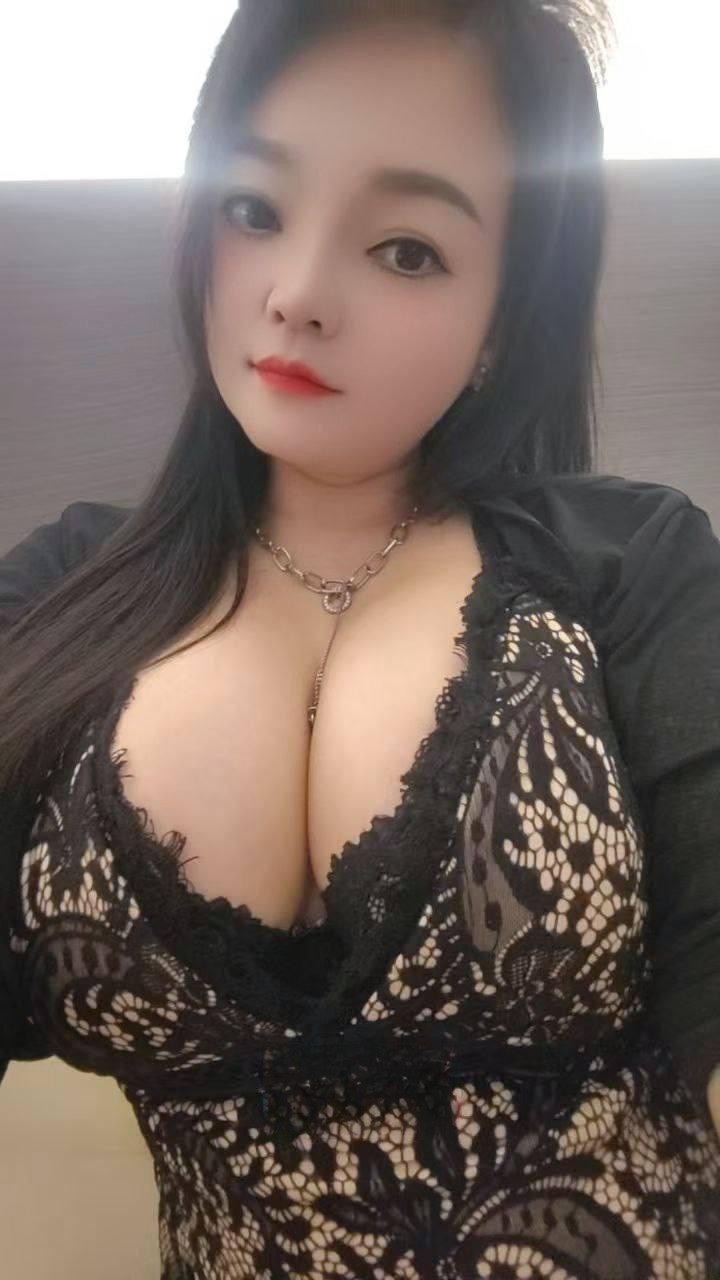 龙岗大波雪儿