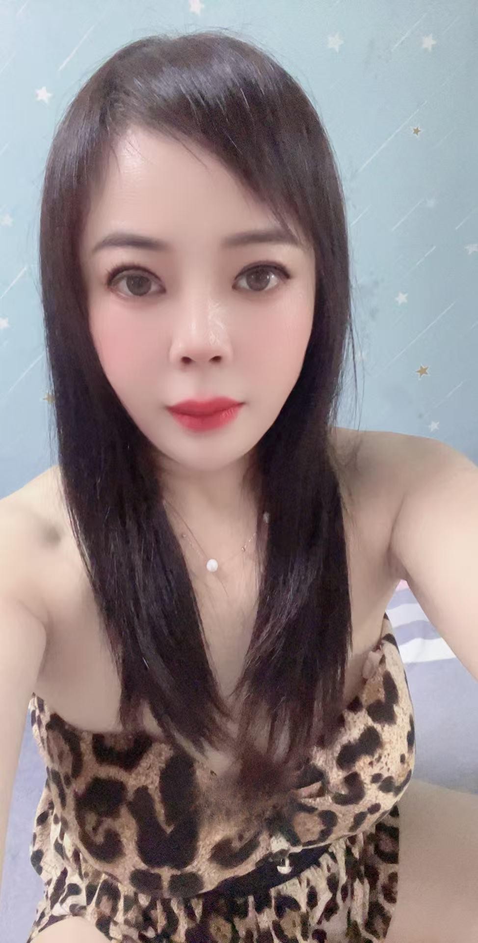 龙岗熟女月月