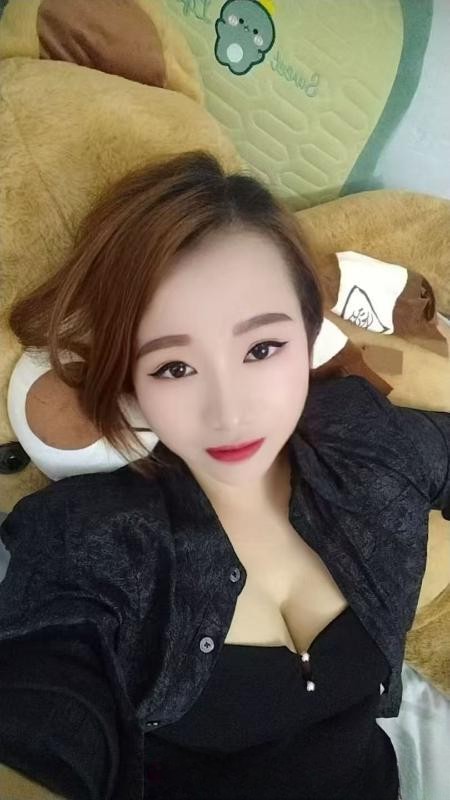 白云潮喷小黎
