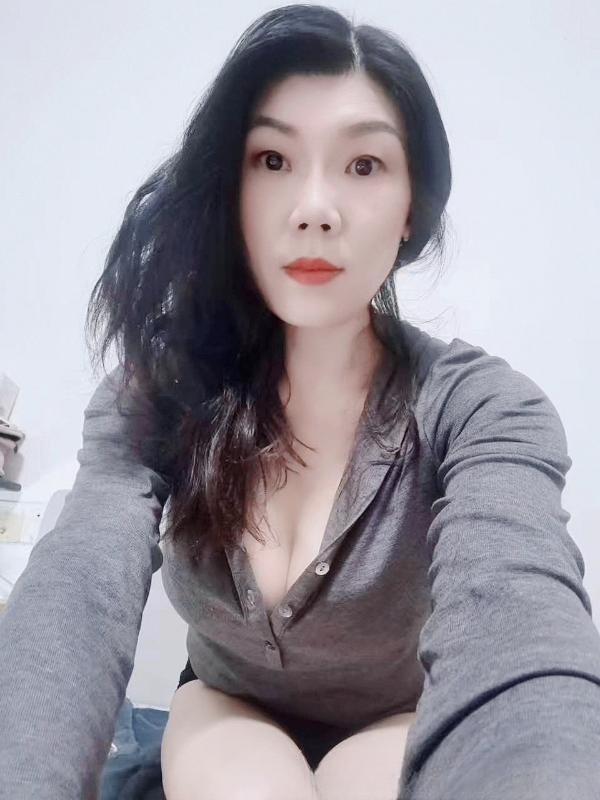石溪熟女澜澜