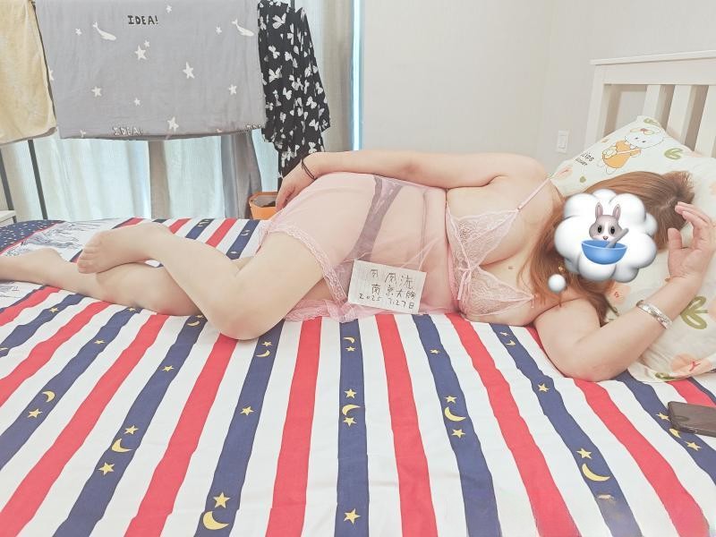 南站大胸大屁股姐姐