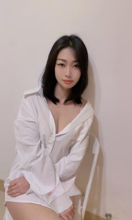 浦东刚兼职的嫩妹