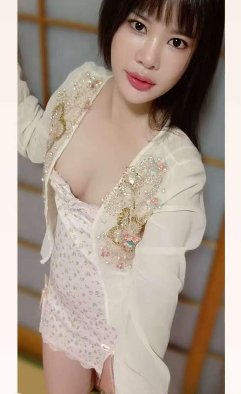 珠海水床美女