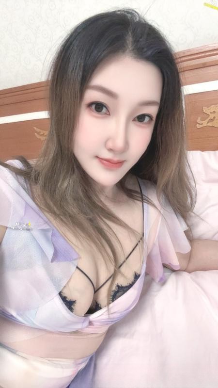 苗苗御姐女神