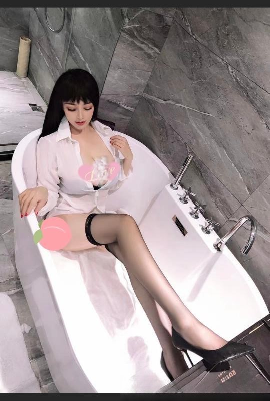 170熟女御姐菲儿