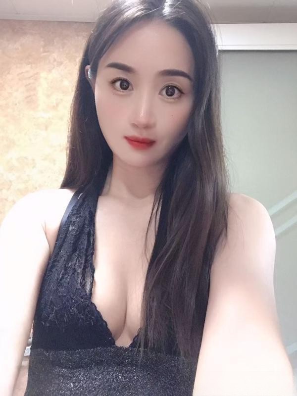 南坪身材火辣美女糖
