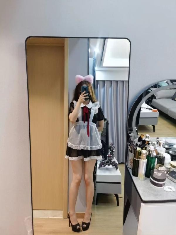 滨江爆草性感女仆