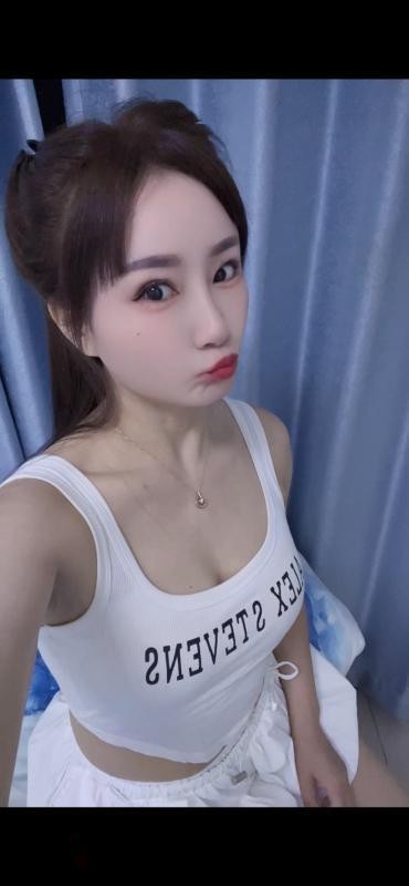 蜜桃小姐姐