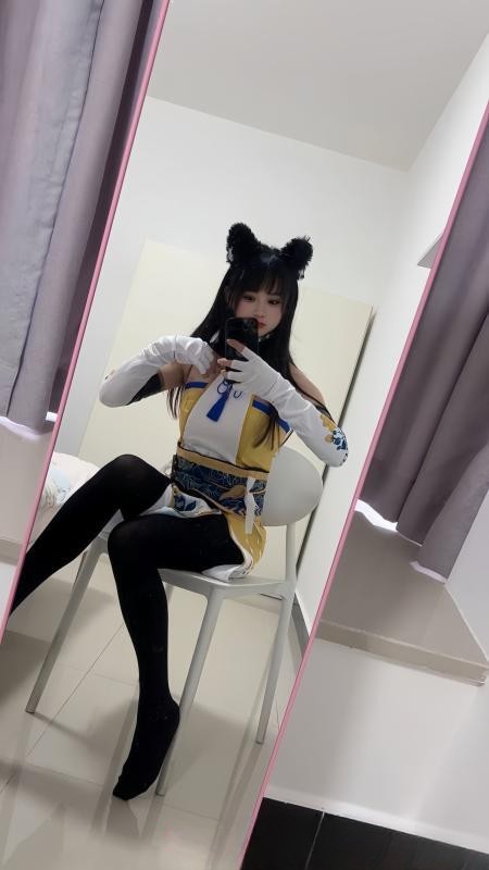 天河二次元COS甜甜