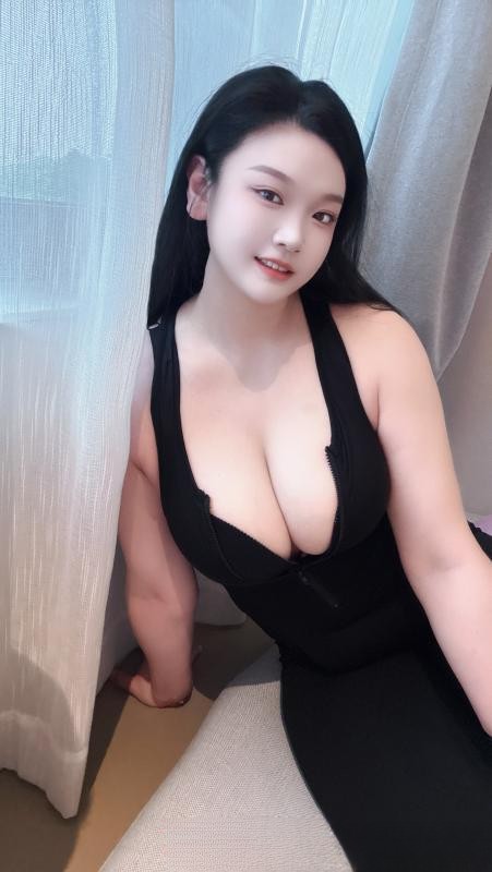 肥臀美少妇