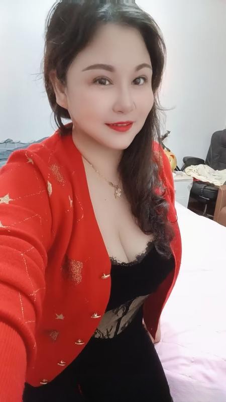 性价比大胸熟女