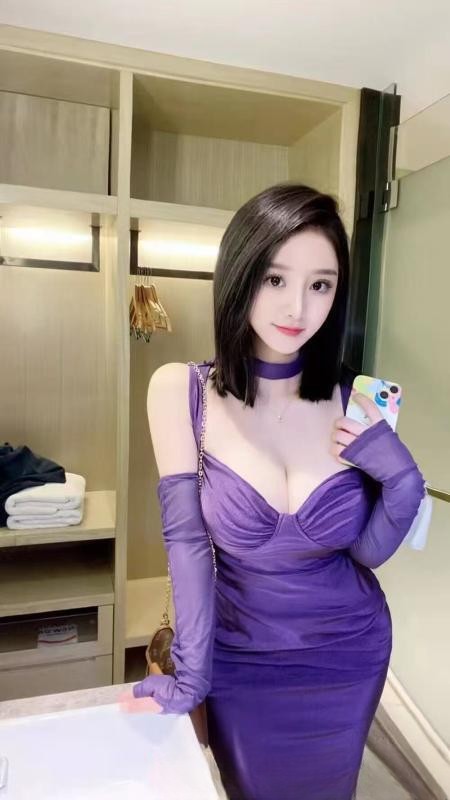 颜值高服务好珂珂