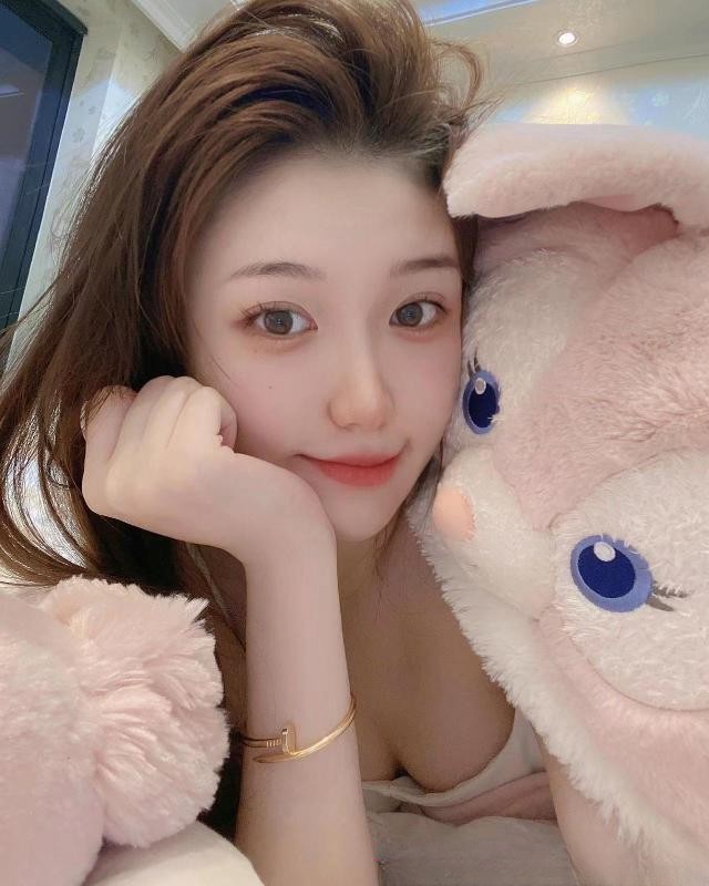 美腿小辣椒