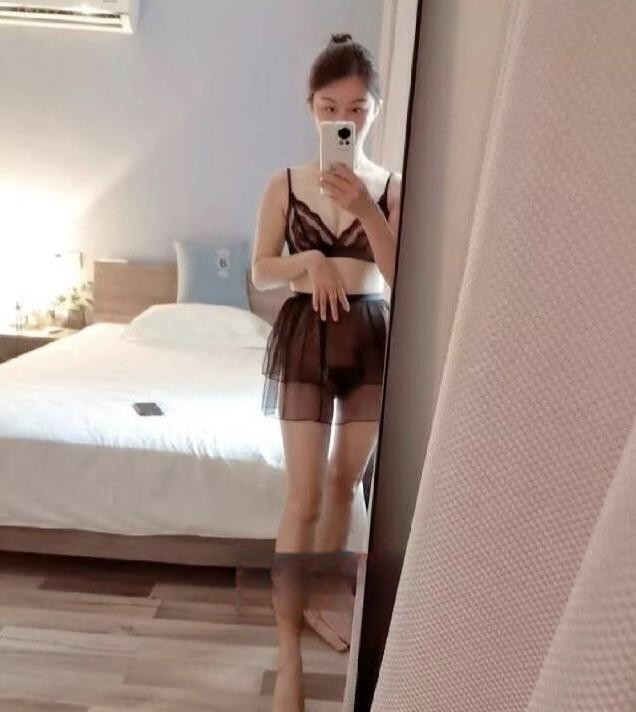 性感瑜伽长腿娇娇