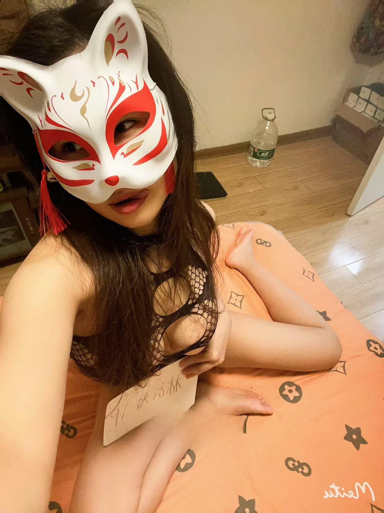 仙鹤街性感萧女
