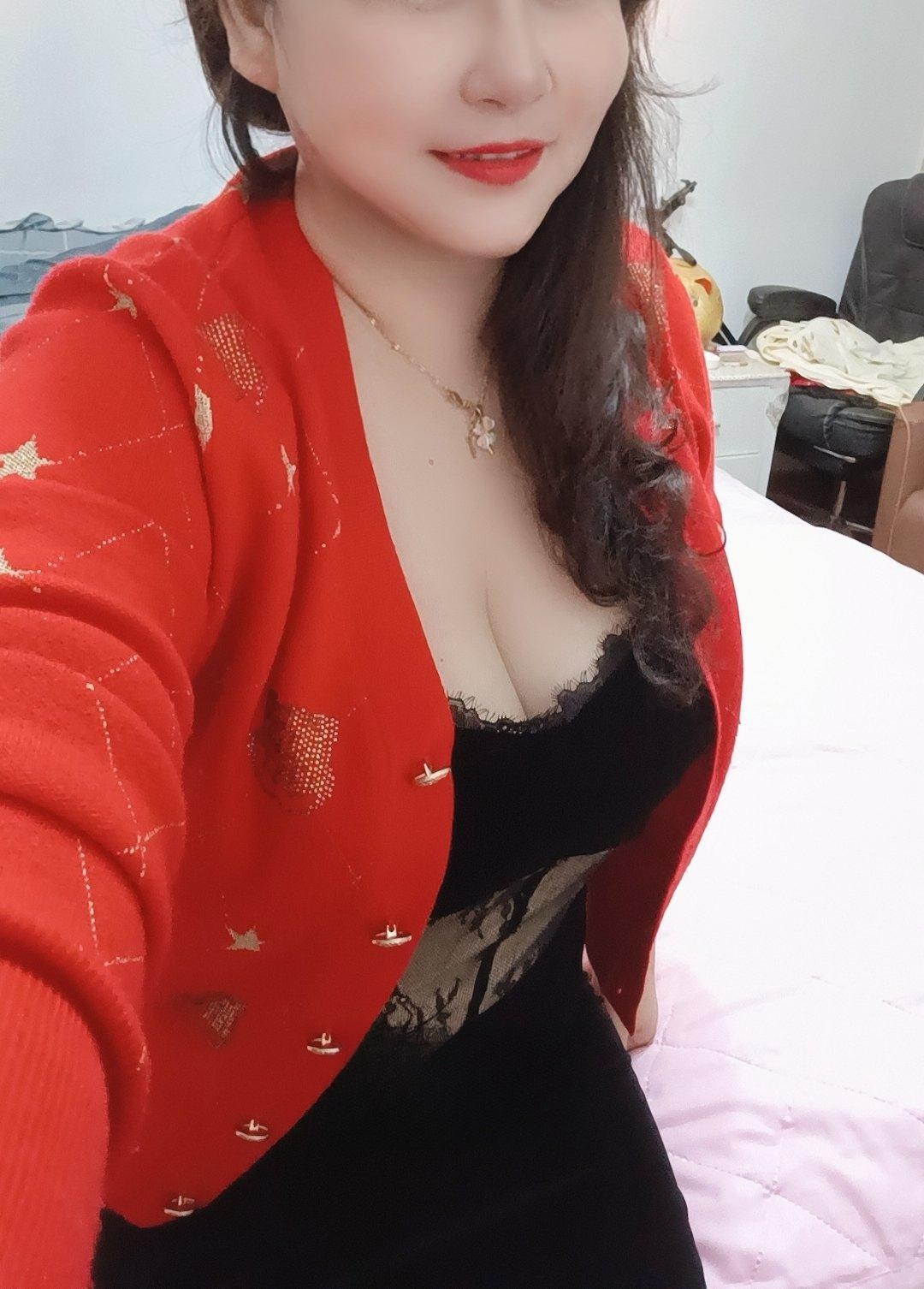 张府园熟女