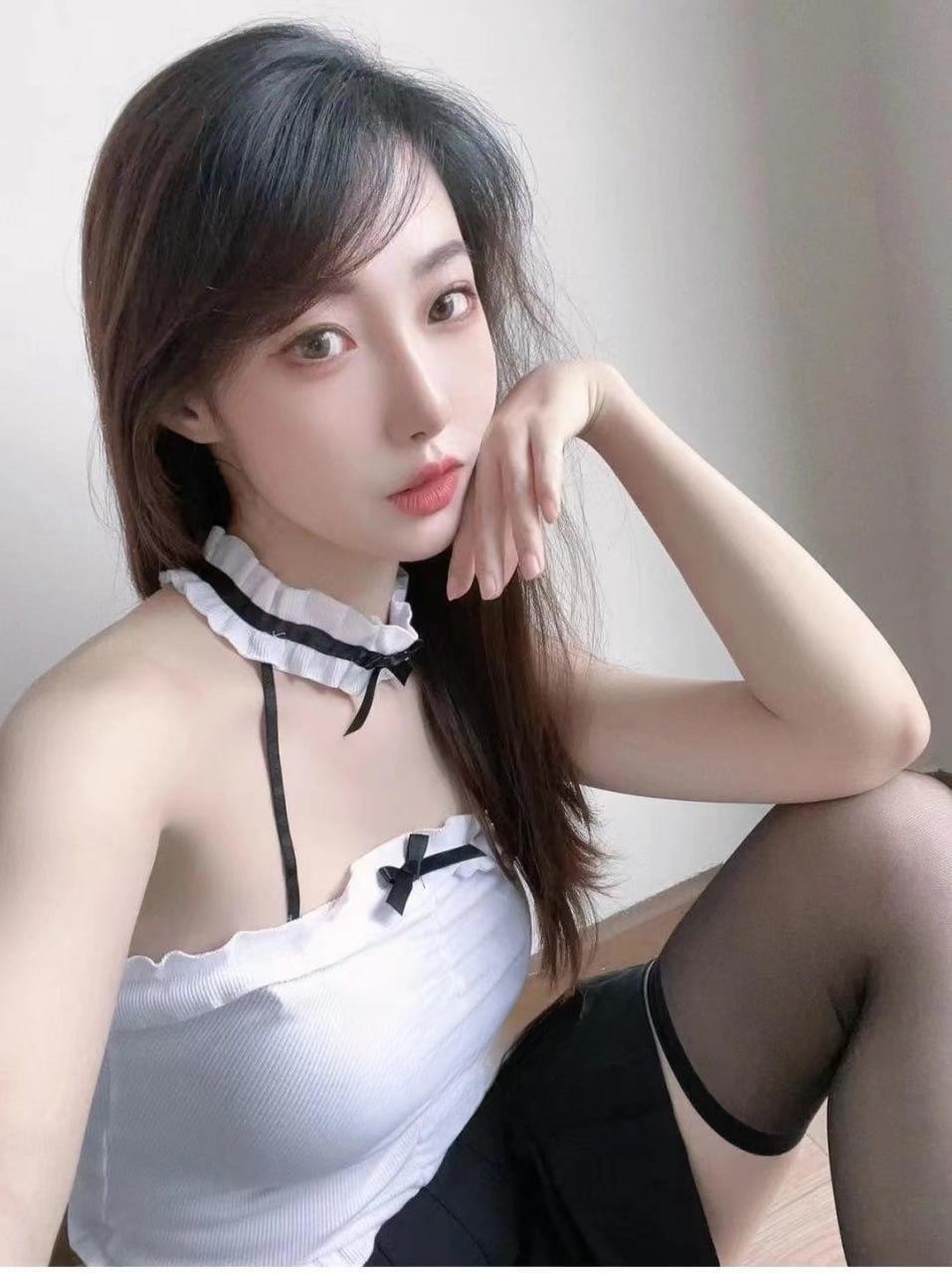 未央轻熟妩媚御姐