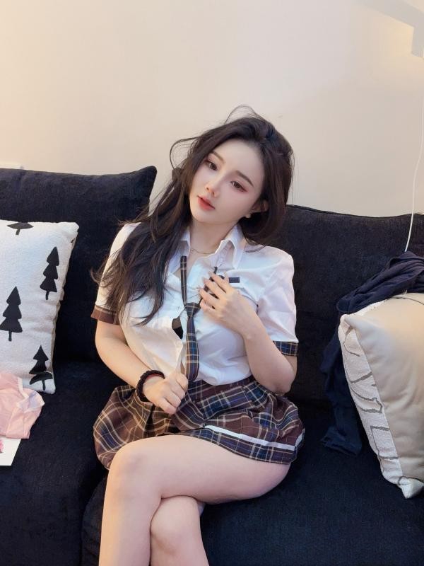 二刷爆乳美少女