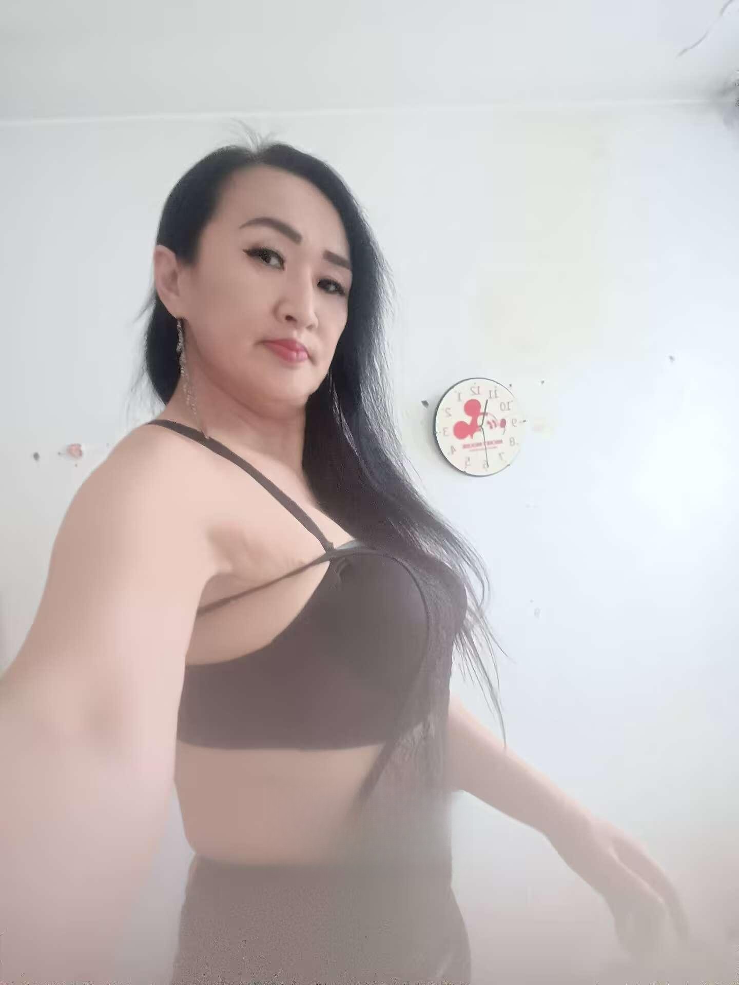 熟女一个，泄火利器