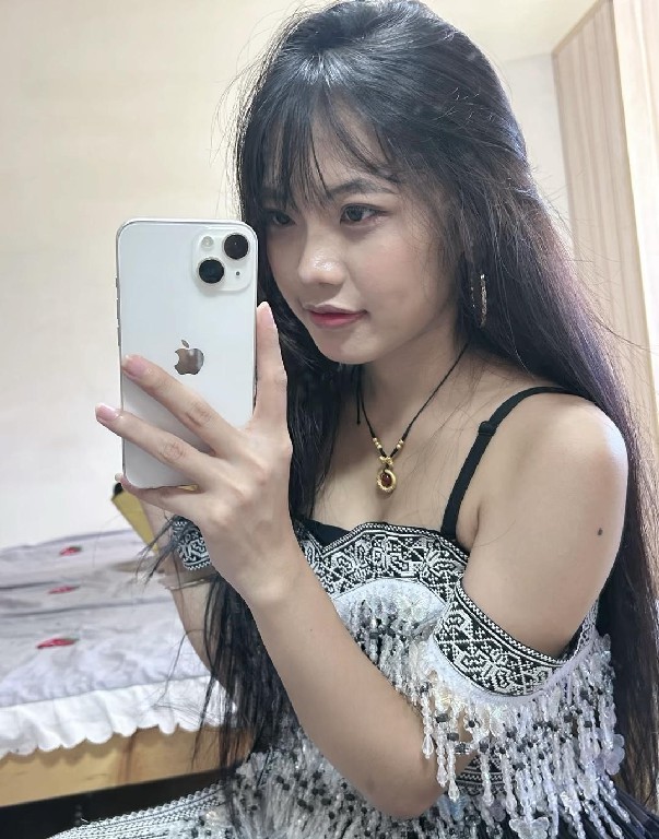 甜美性感颜值老师