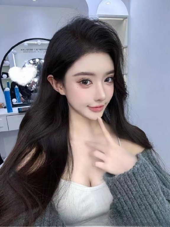 网红款高颜值小妹