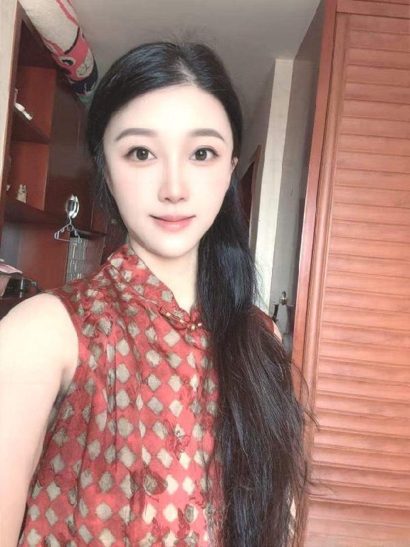 光谷高挑小仙女