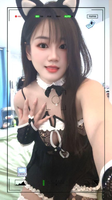 水嫩小姐姐