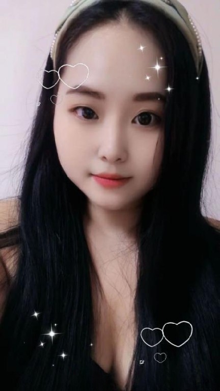 中山东凤性感大波妹
