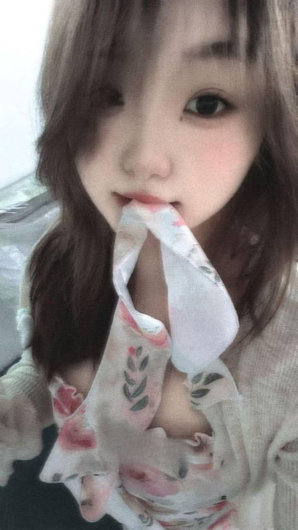 兼职小嫩妹活好乖巧