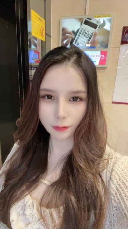 中俄混血哺乳期少妇