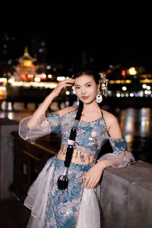 宝安少妇笑笑