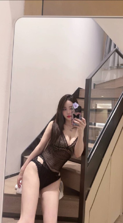 肥臀健身女很骚