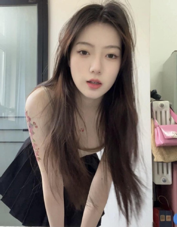 西青性感可爱嫩妹