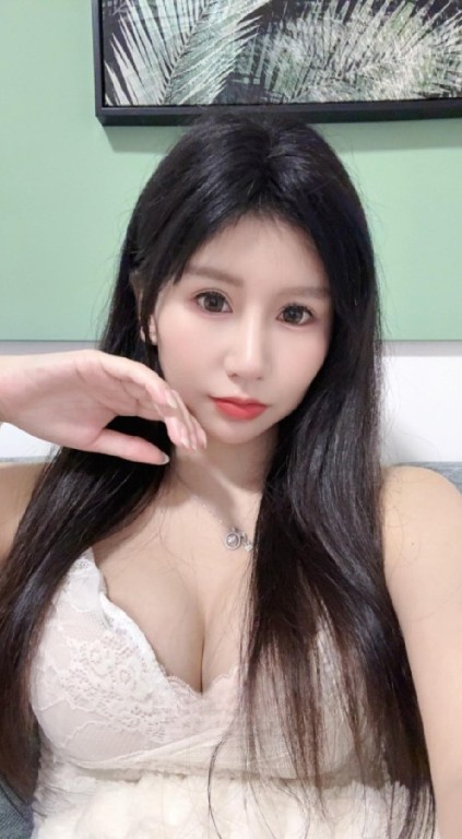 朝阳白嫩丰满御姐